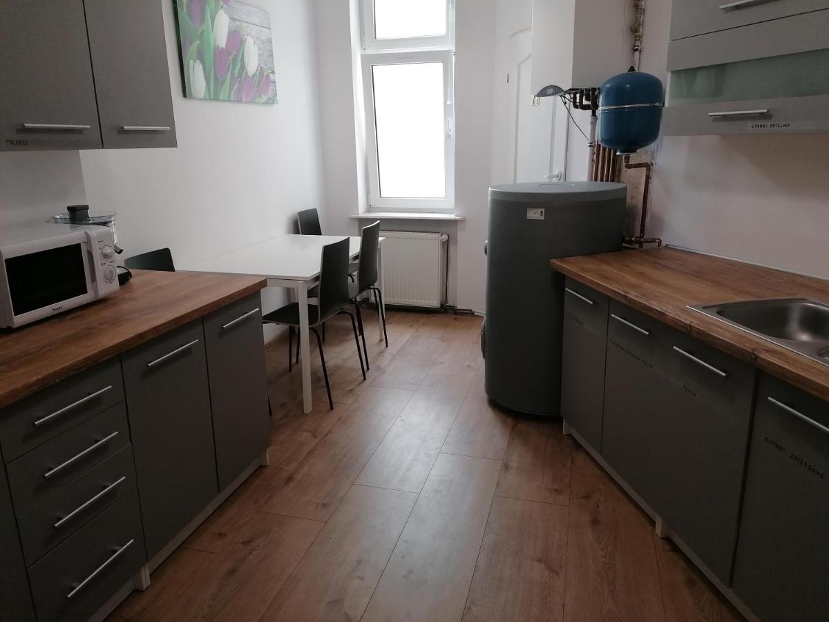 Hostel Tulip - Pokoj Jednoosobowy Nr 3 Ze Wspolna Lazienka I Kuchnia ชเตชชิน ภายนอก รูปภาพ
